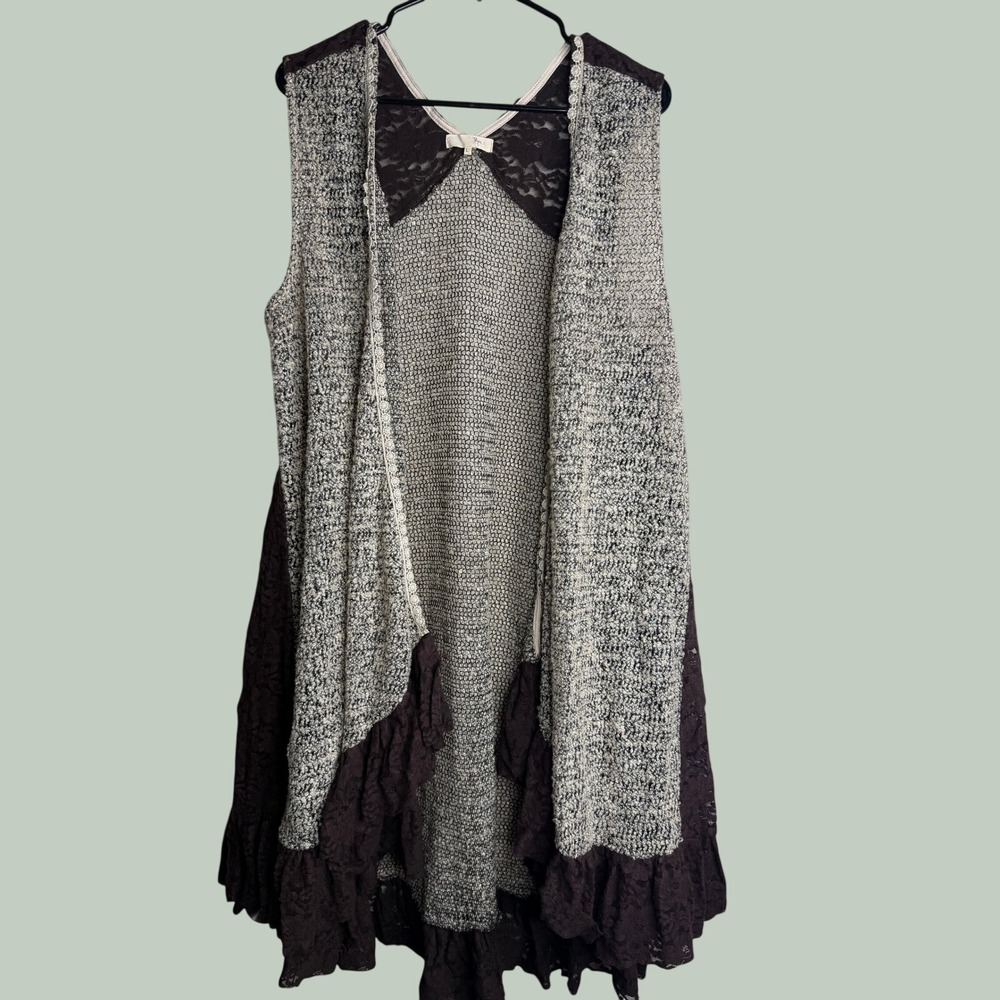 Anthropologie Ryu Gray Brown Lace Knit Ruffle Sleeveless Cardigan Vest
